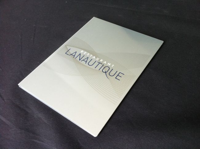Menu original en METAL pour Restaurant de Luxe à LUXEMBOURG